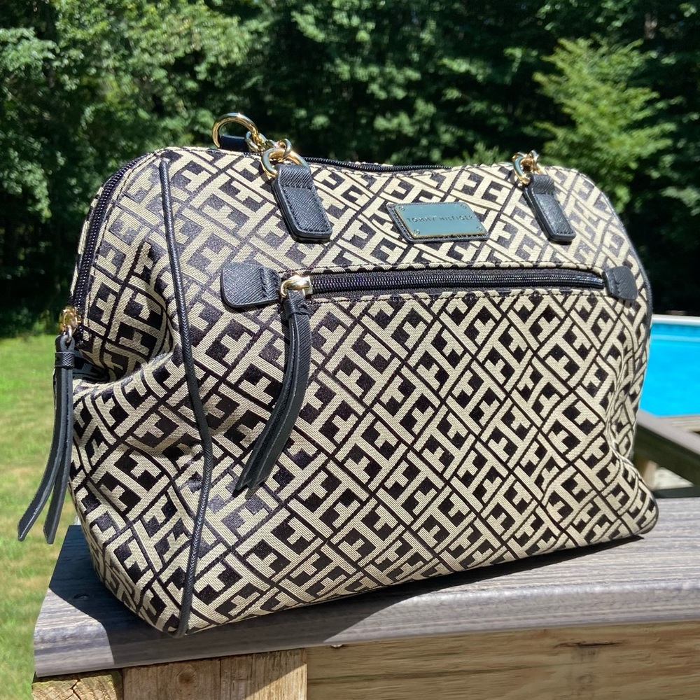 Tommy Hilfiger Signature Logo Handbag